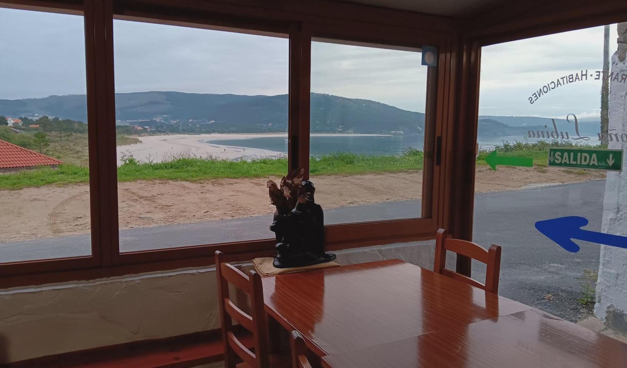 Pension Doña Lubina Finisterre Bagian luar foto