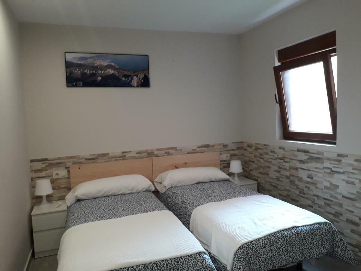 Pension Doña Lubina Finisterre Bagian luar foto