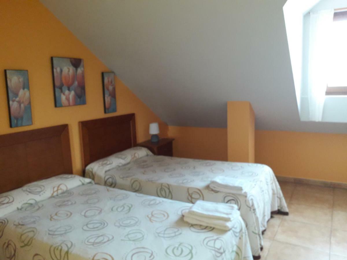 Pension Doña Lubina Finisterre Bagian luar foto